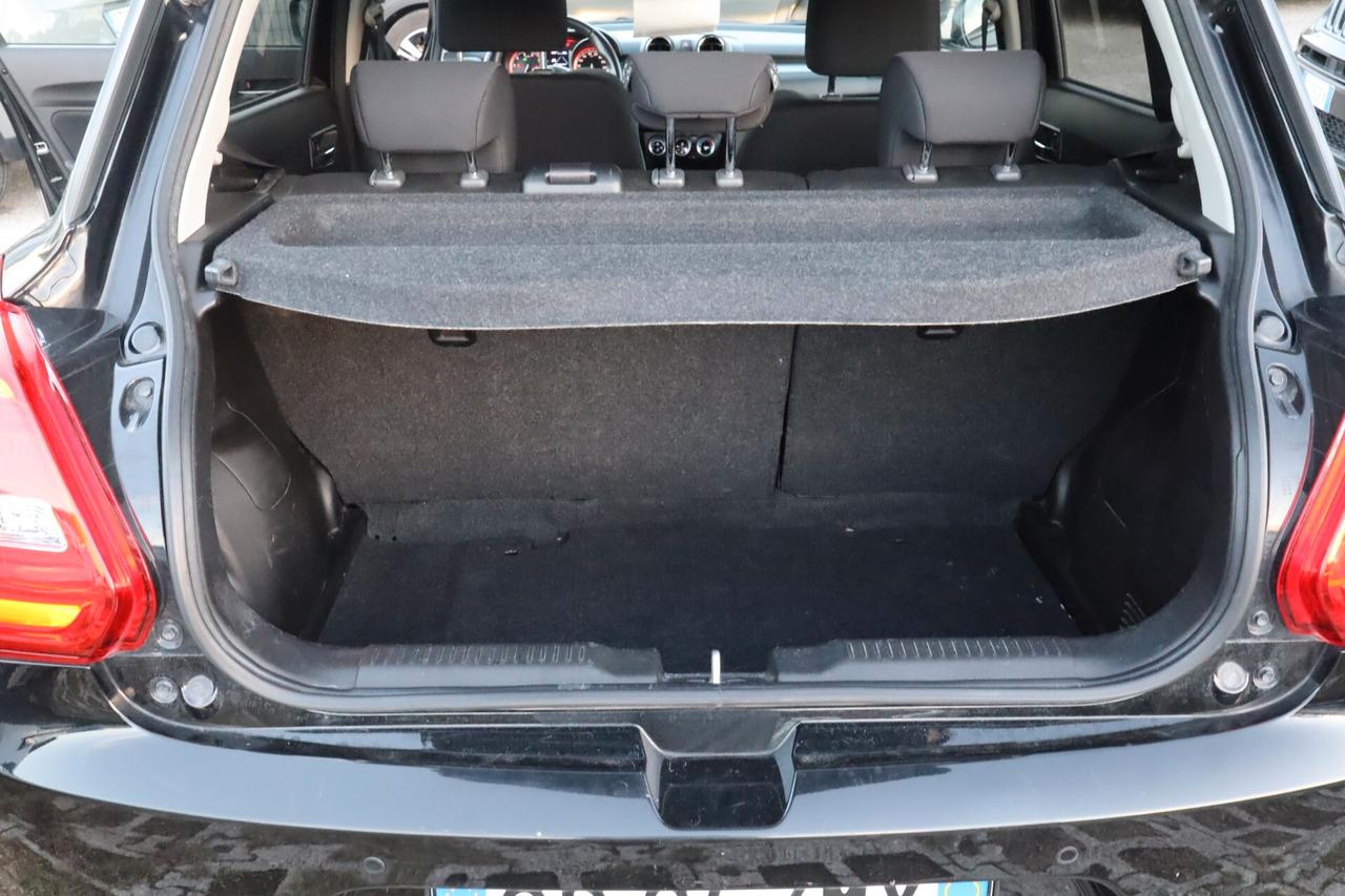 SUZUKI SWIFT 1.2cc HYBRID 83CV TOP
