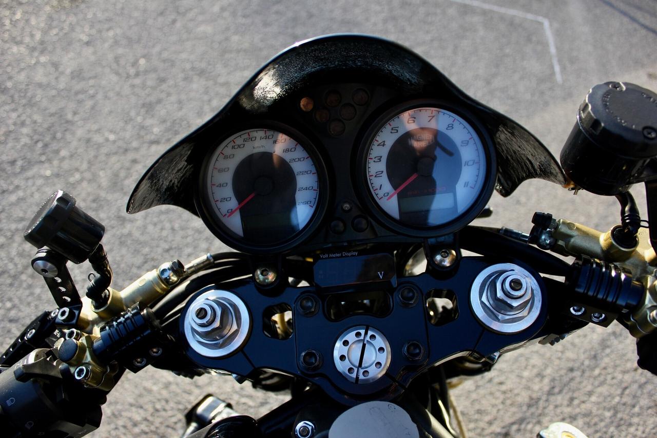 Ducati Monster S4R PARAFANGO CARBONIO PEDANE SPORTIVE