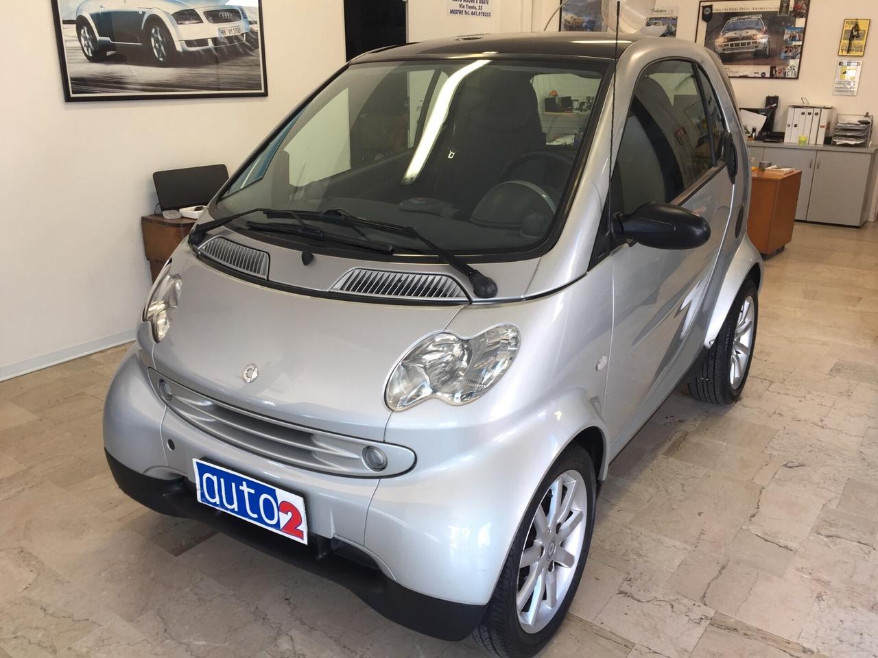 Smart ForTwo 700 coupé passion (45 kW) X NEOPATENTATI