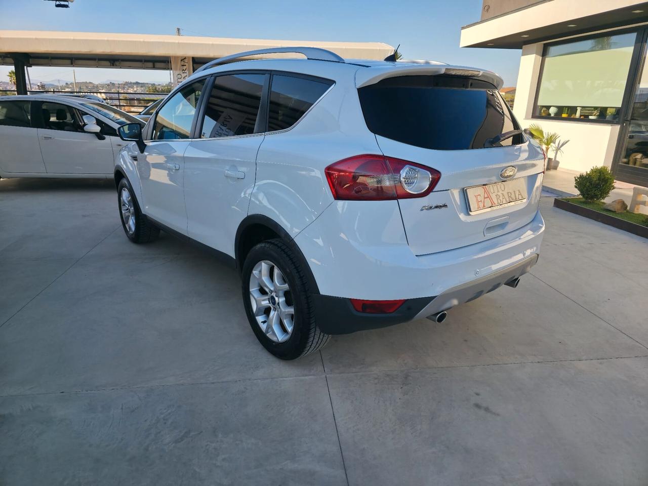 Ford Kuga Kuga+ 2.0 TDCi 140 CV 2WD DPF