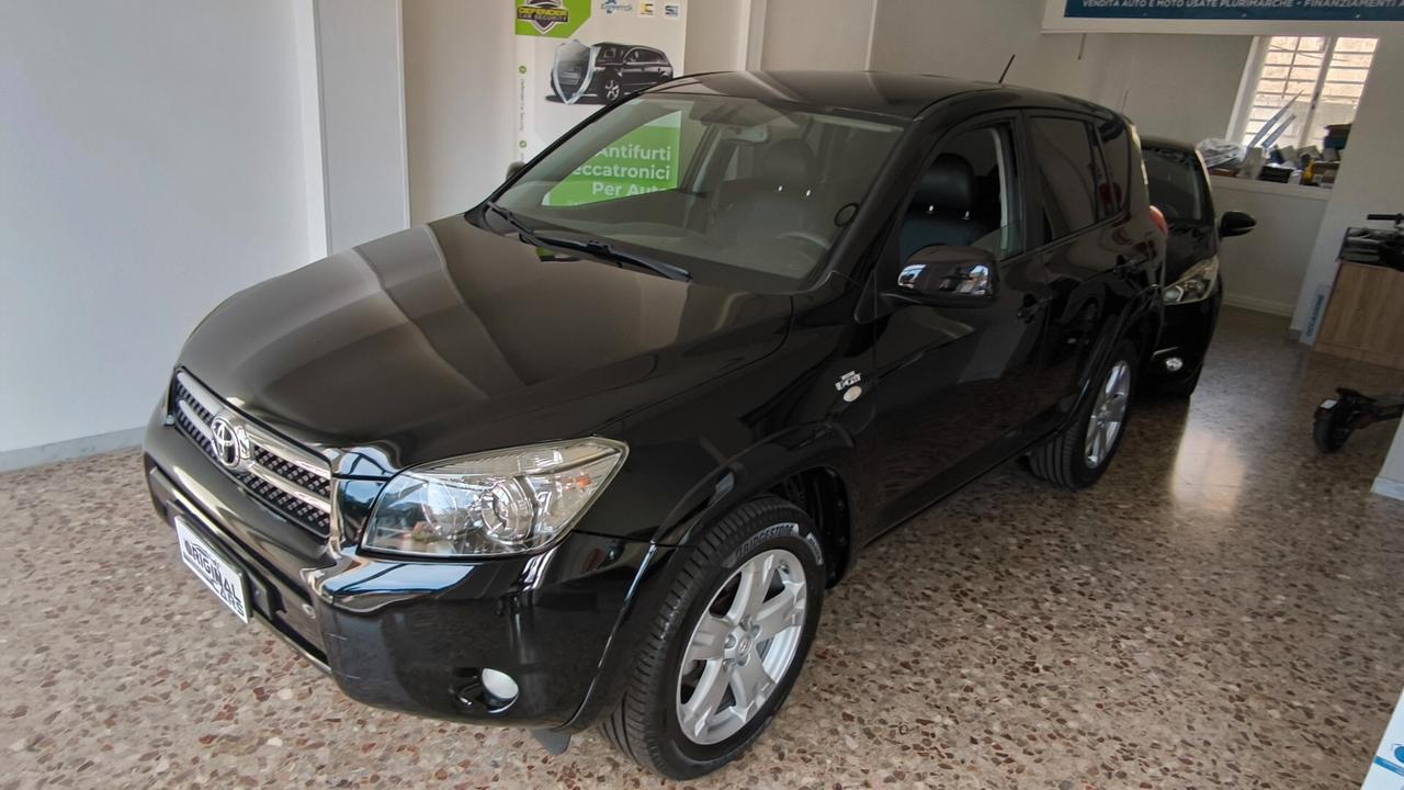 Toyota RAV 4 RAV4 2.2 D-4D 177 CV Luxury