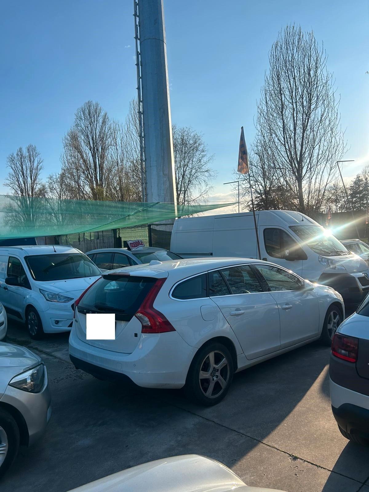 Volvo V60 D4 Geartronic Momentum automatica