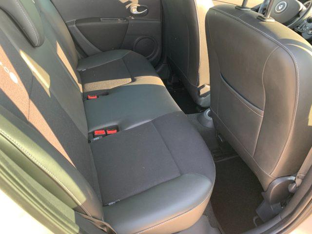 RENAULT Clio 1.2 16V 5 porte Live!