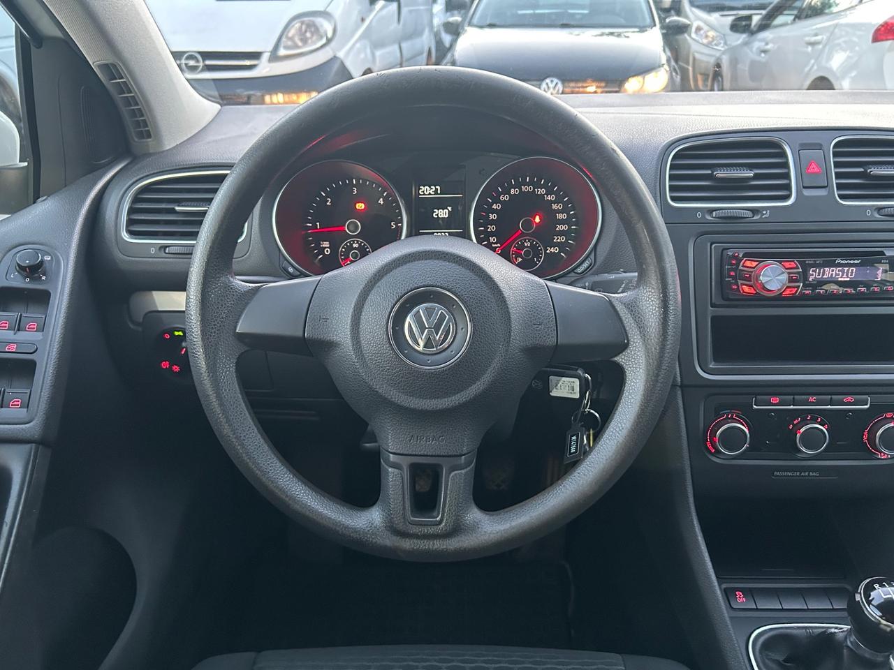 Volkswagen Golf 1.6 TDI DPF