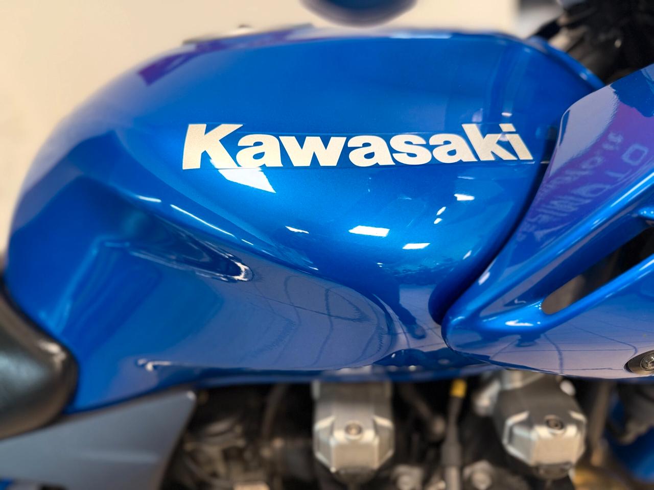 Kawasaki ZR 7S