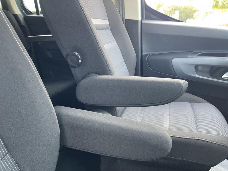 FIAT Doblò Passo Lungo 1.5 d Doblo 130cv auto 7p.ti - KM0