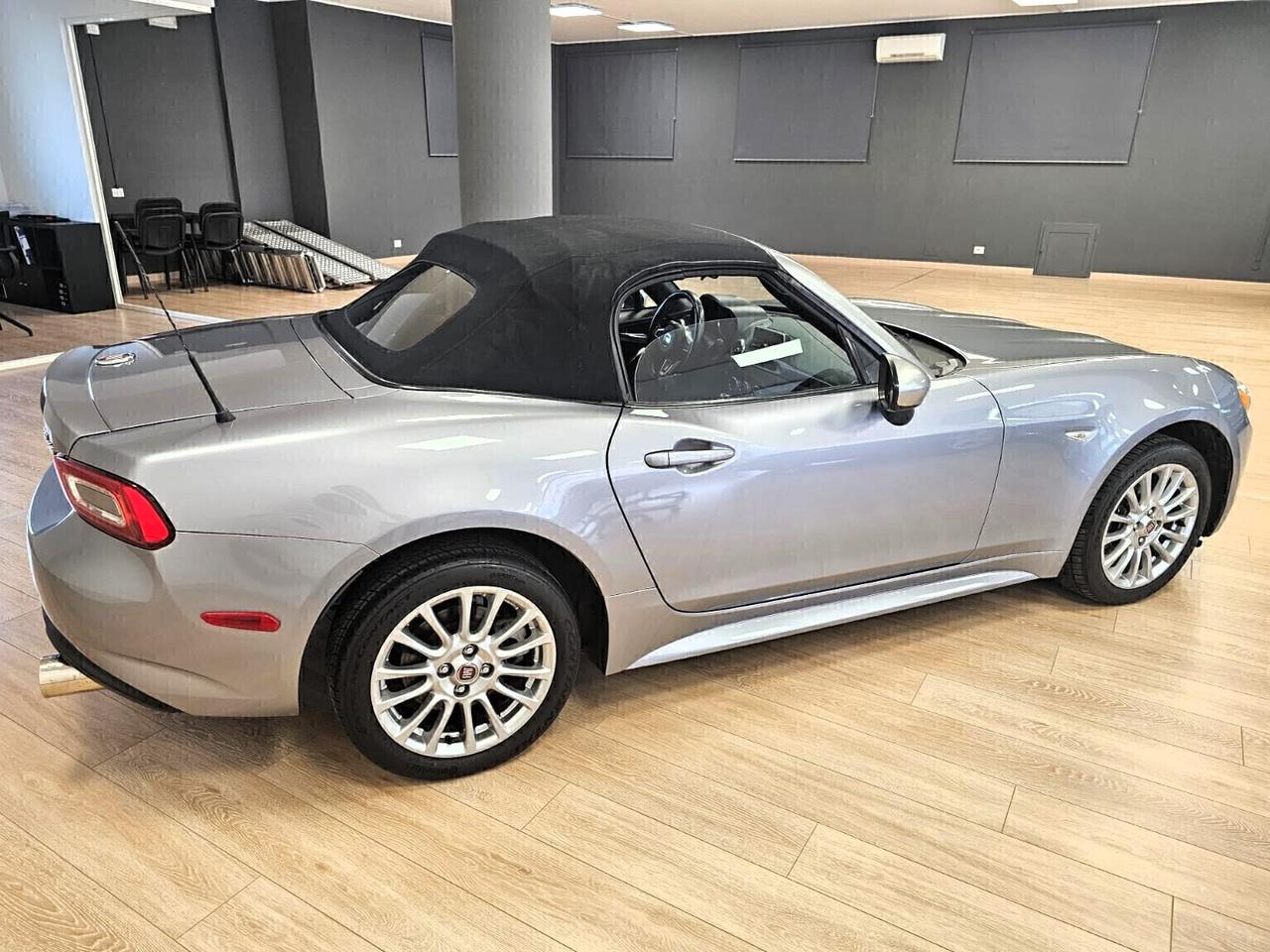Fiat 124 Spider 1.4 MultiAir AT6