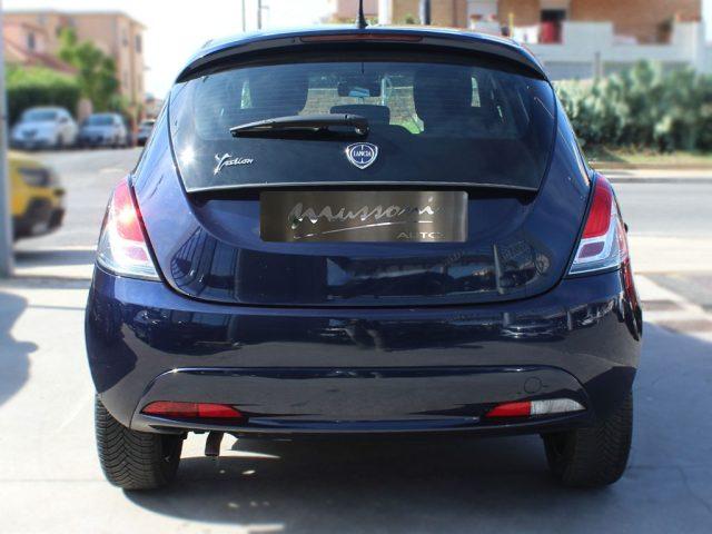 LANCIA Ypsilon 1.2 69 CV 5 porte Silver