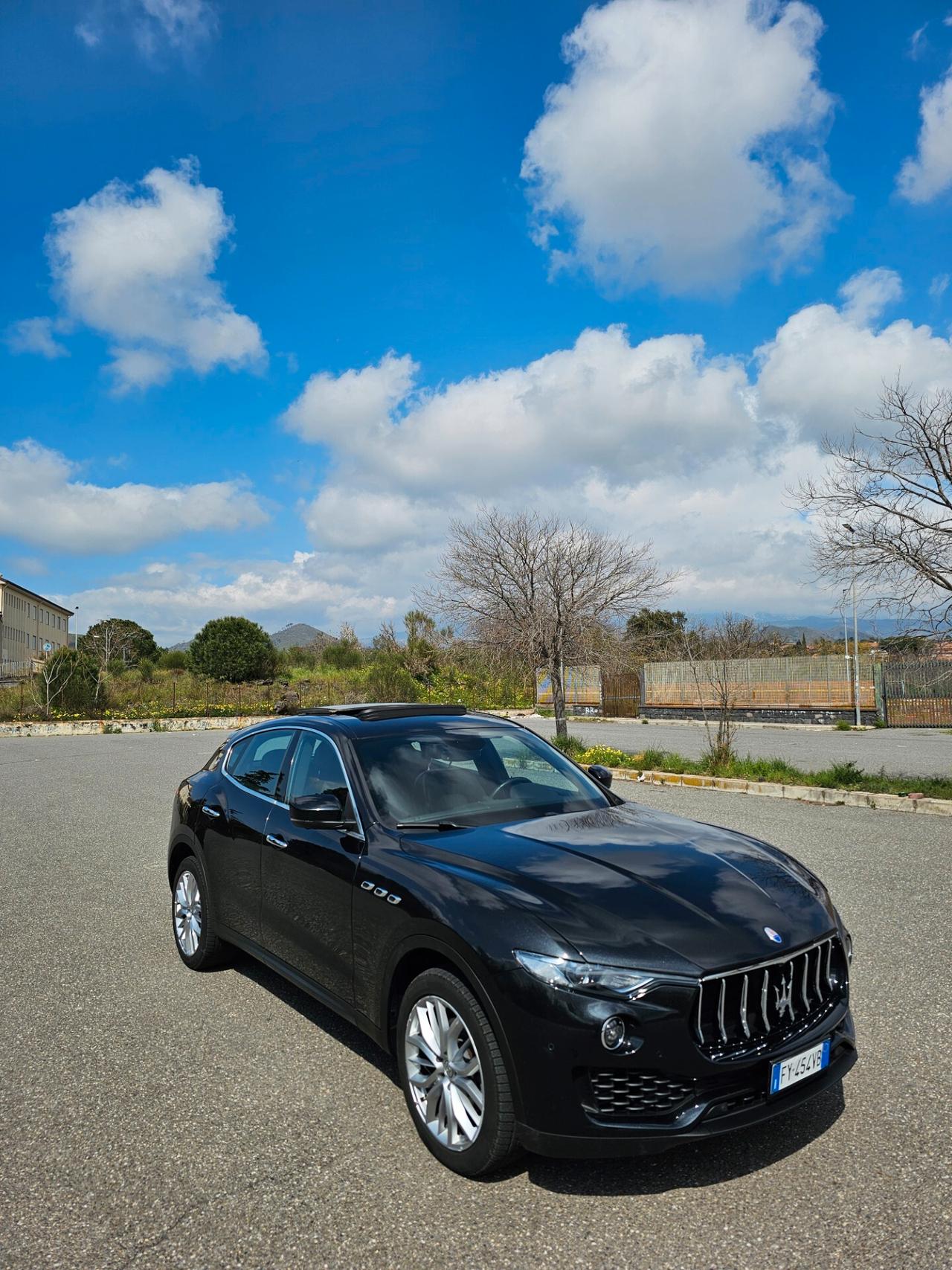 Maserati Levante Gransport 250cv no superbollo tetto apribile