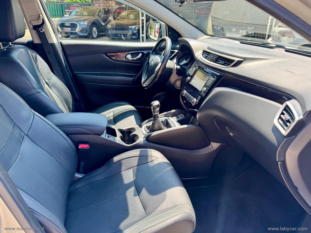 NISSAN Qashqai 1.6 dCi 4WD N-Connecta