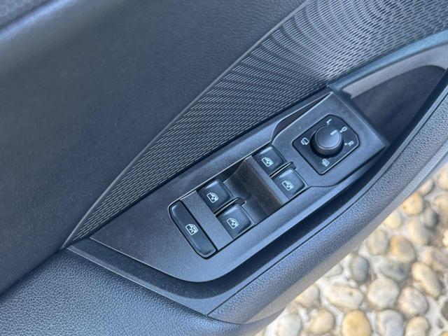 SKODA Octavia 2.0 TDI EVO SCR DSG Wagon Executive