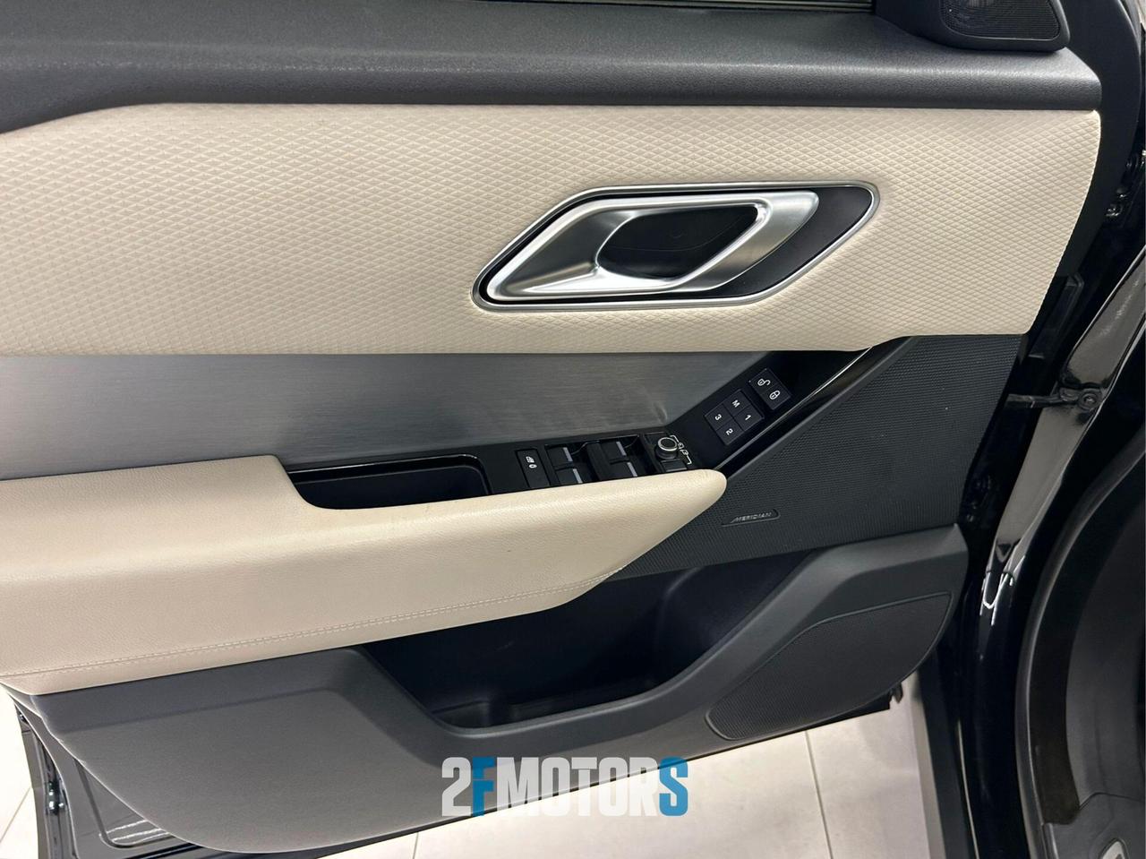 Land Rover Range Rover Velar 2.0D I4 240 CV HSE