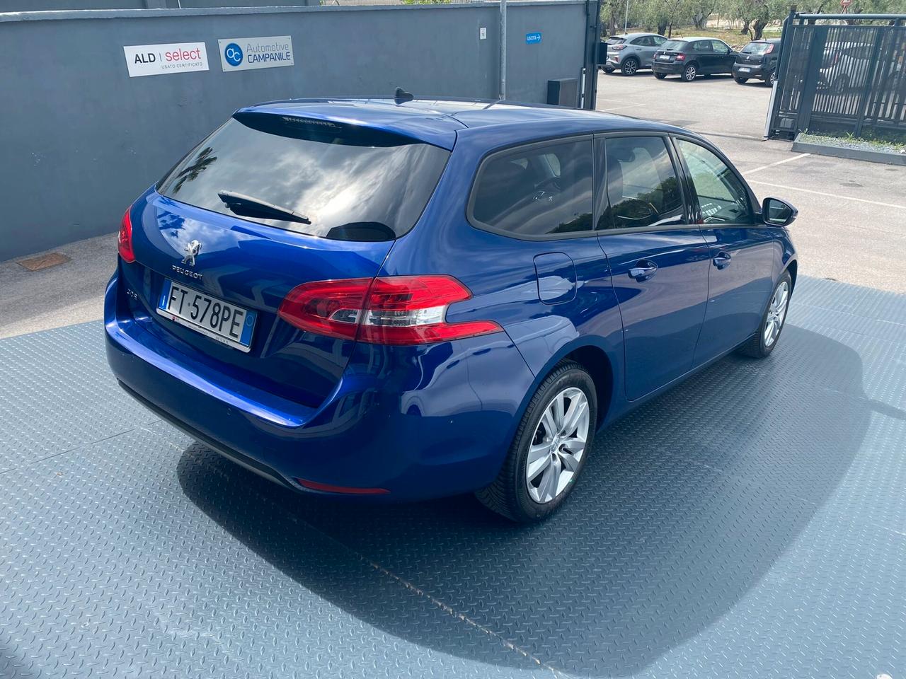 Peugeot 308 BlueHDi 130 S&S EAT8 Business