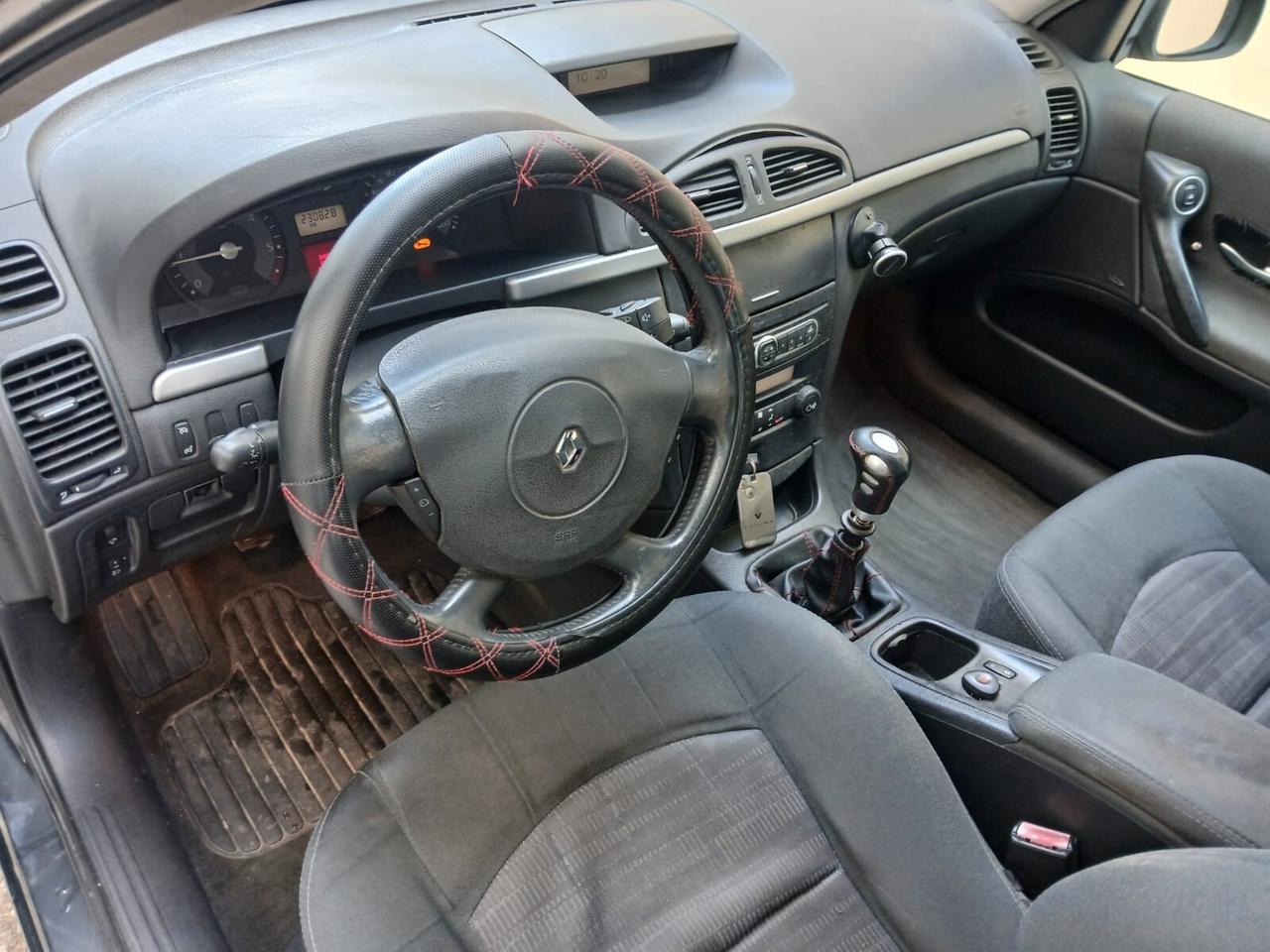 Renault Laguna 1.9 dCi/130CV Grandtour Confort
