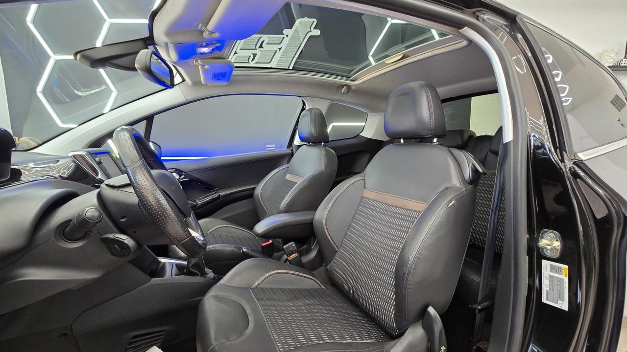 Peugeot 208 1.4 HDi 3 porte Allure
