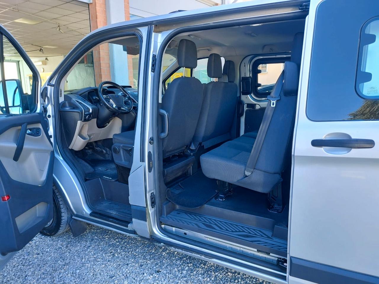 Ford CUSTOM AUTOCARRO 6 POSTI GANCIO TRAINO EURO 6B