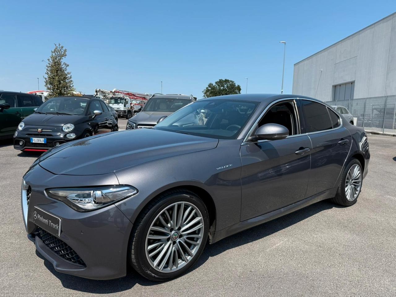 Alfa Romeo Giulia 2.2 Turbodiesel 210 CV AT8 AWD Q4 Veloce