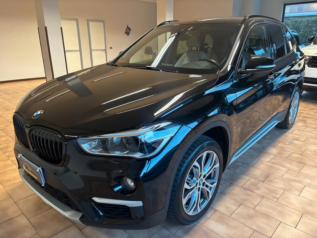 BMW X1 sdrive18d xLine auto my18*UNICOPRO*