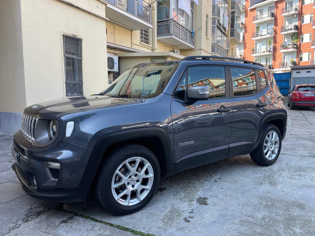 Jeep Renegade 1.5 Turbo T4 MHEV Limited restilyng