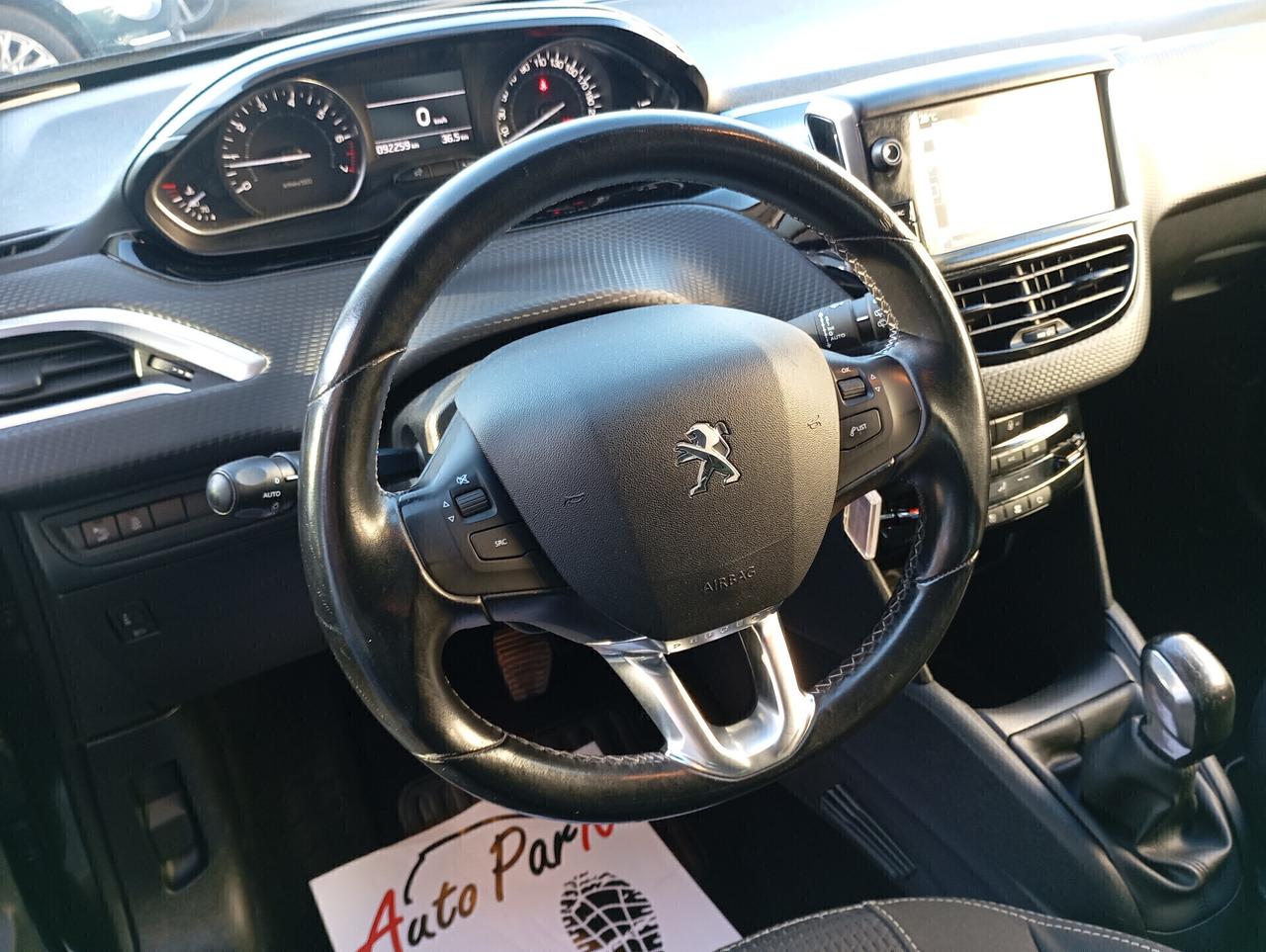 Peugeot 208 5P 1.2 PureTech 82CV Allure