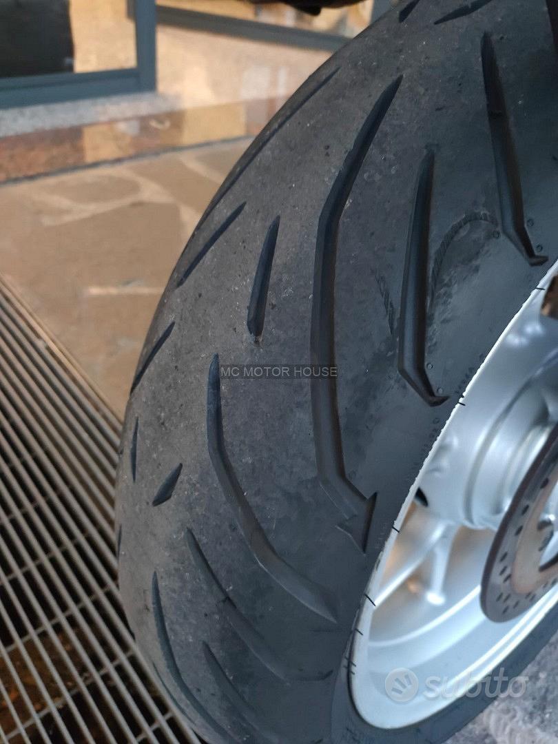 Triumph tiger 1050 +0maggi0 casco+rate+permute