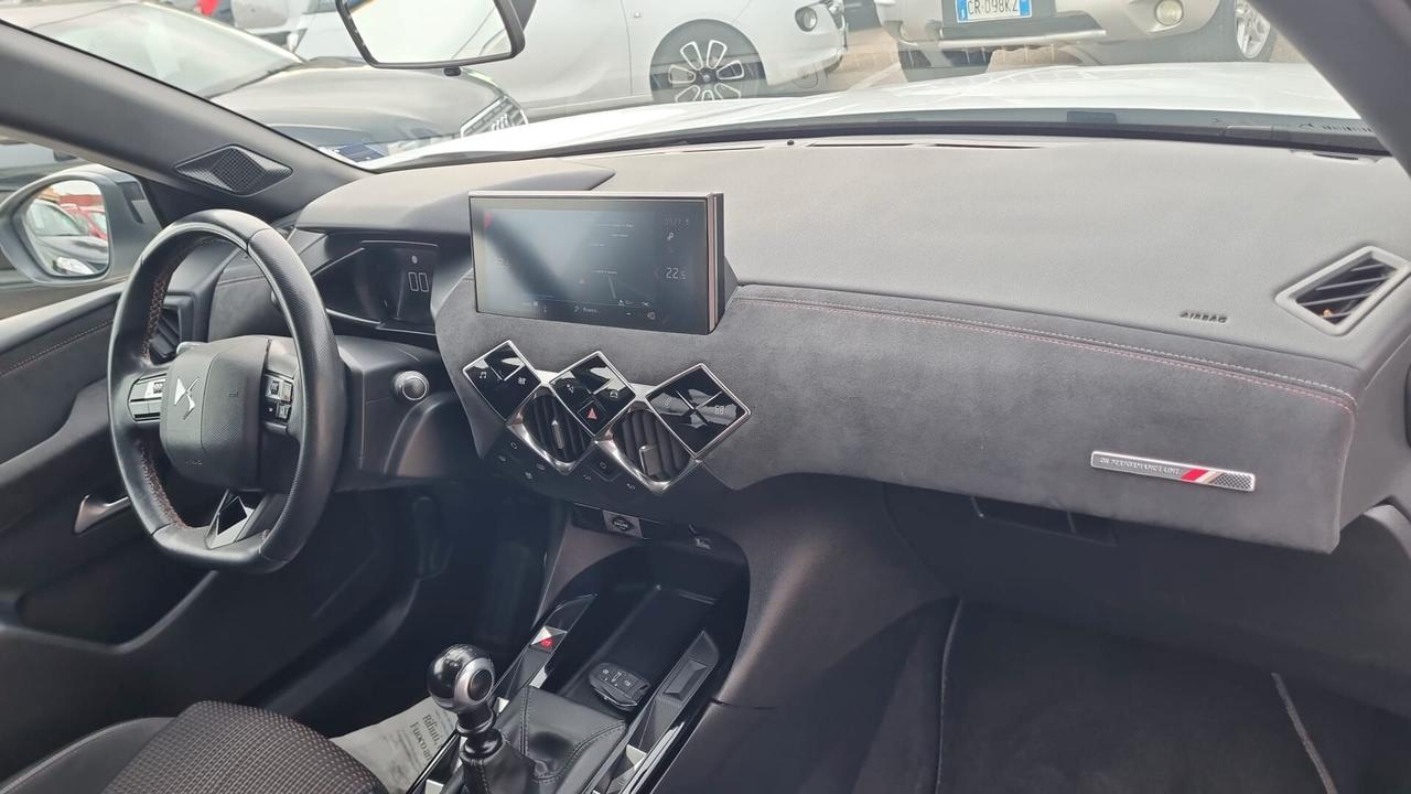 Ds DS3 3 Crossback BlueHDi 100 Performance Line