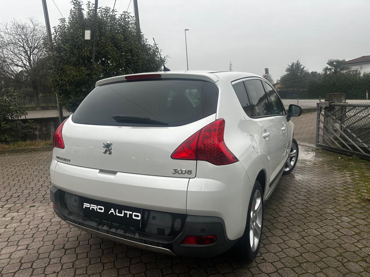 Peugeot 3008 2.0 HDi 163CV aut. Allure