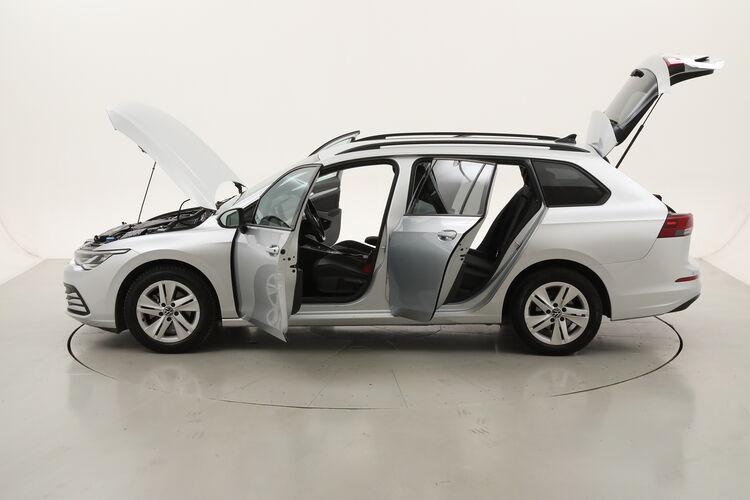 Volkswagen Golf Variant Variant Life DSG BR189209 1.5 Mild Hybrid 130CV