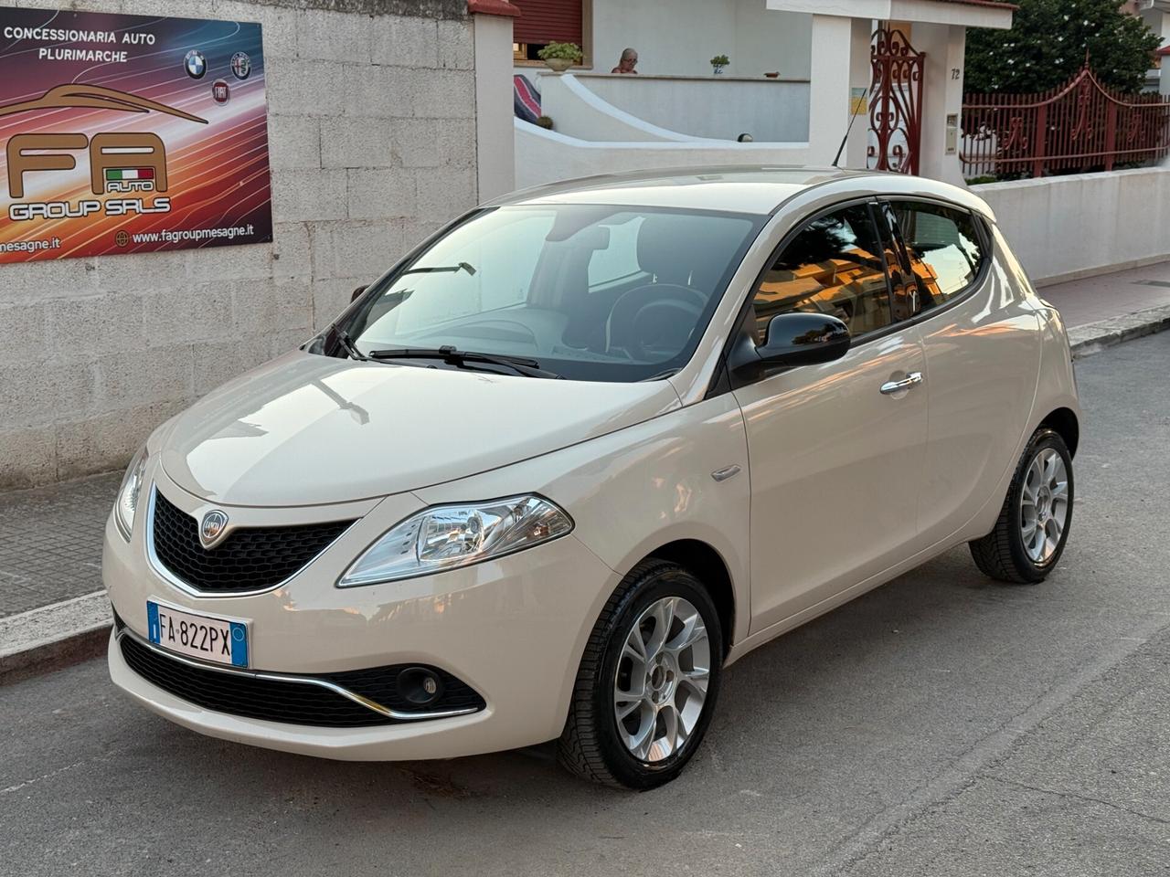 Lancia Ypsilon 1.2 69CV 5P SOLI KM 83.000 - 2015