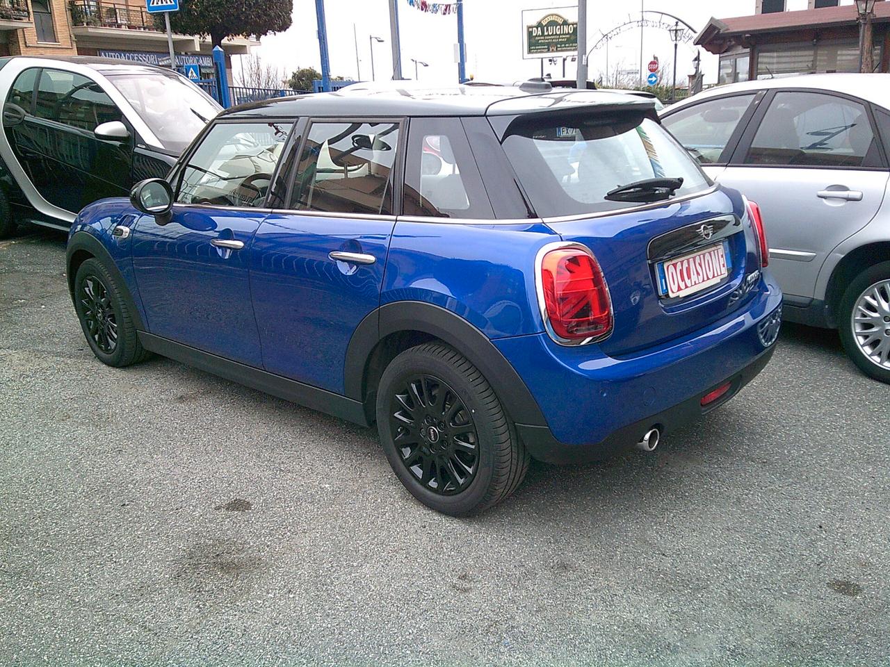 MINI COOPER 1.5 BAKER STREET