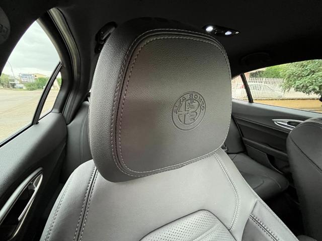 ALFA ROMEO Giulia 2.2 Turbodiesel 210 CV AT8 AWD Q4 Veloce
