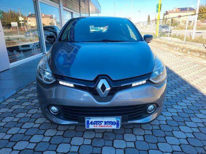 Renault Clio dCi 8V 90CV 5 porte Serie Speciale COSTUME NATIONAL