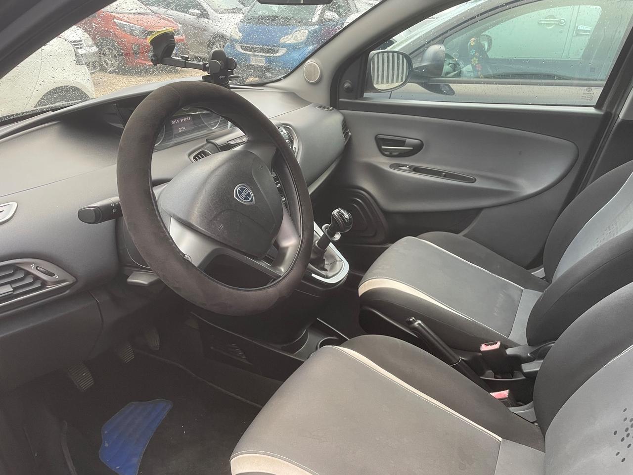 Lancia Ypsilon 1.2 69 CV 5 porte Elle