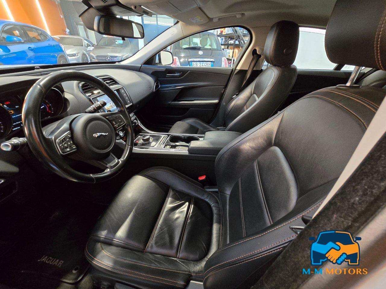 Jaguar XE Berlina XE 2.0d Prestige awd 180cv auto