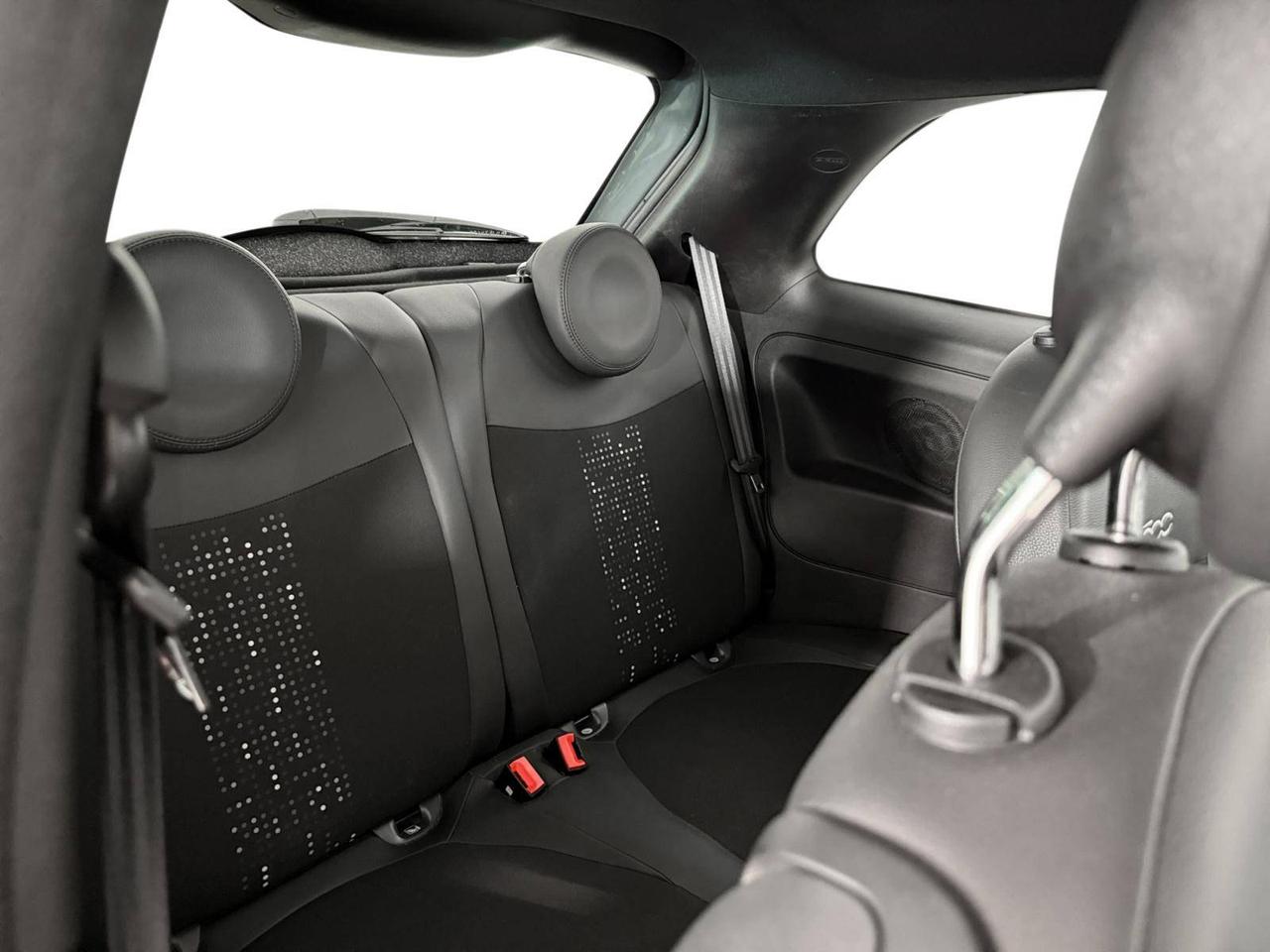 Fiat 500 1.0 hybrid Connect 70cv