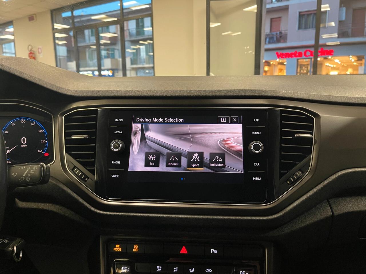 Volkswagen T-Roc 1.6 TDI 116cv SCR Style