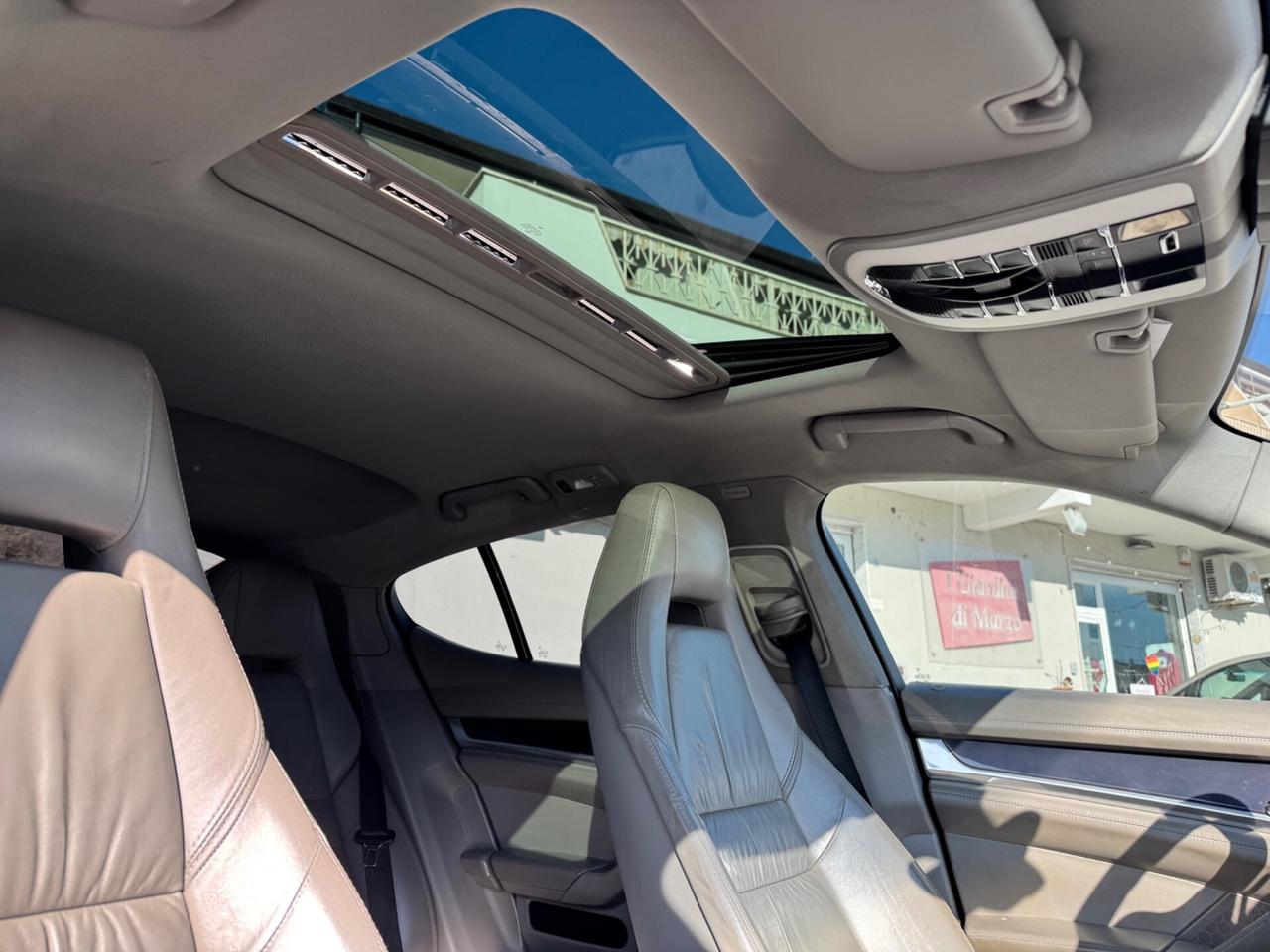 Porsche Panamera 3.0 Diesel GARANZIA