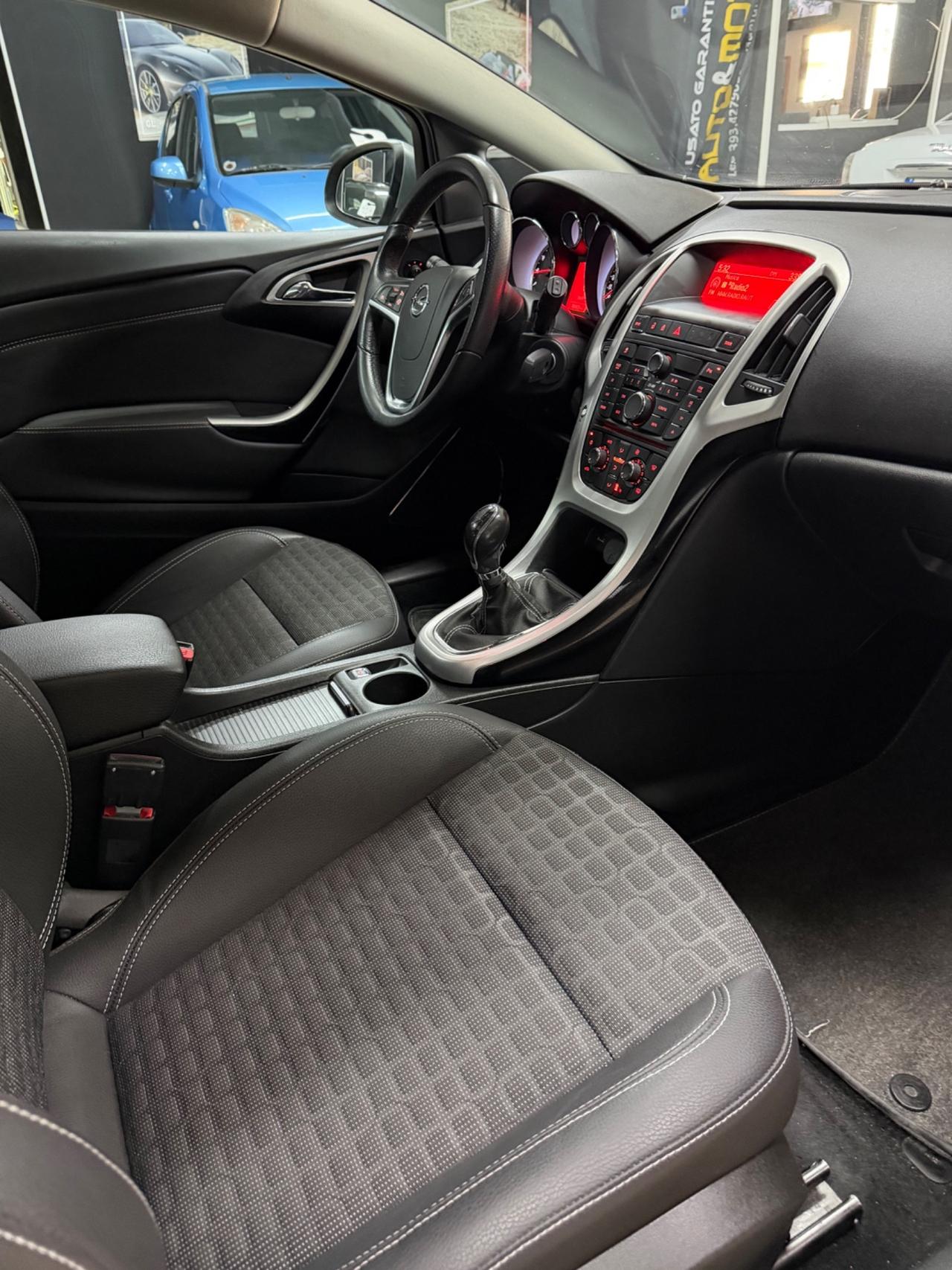 Opel Astra gtc 1.6 180cv 3p berlina