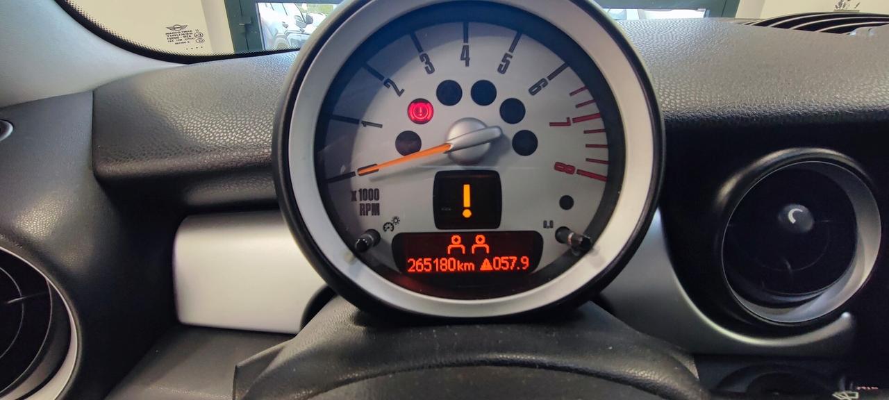 Mini 1.4 16V Ray G