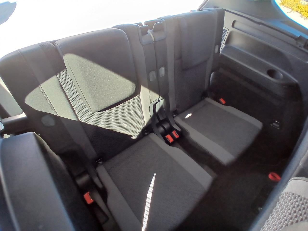 VOLKSWAGEN TOURAN 7 POSTI 2.0 TDI 122CV 2021 BUSINESS