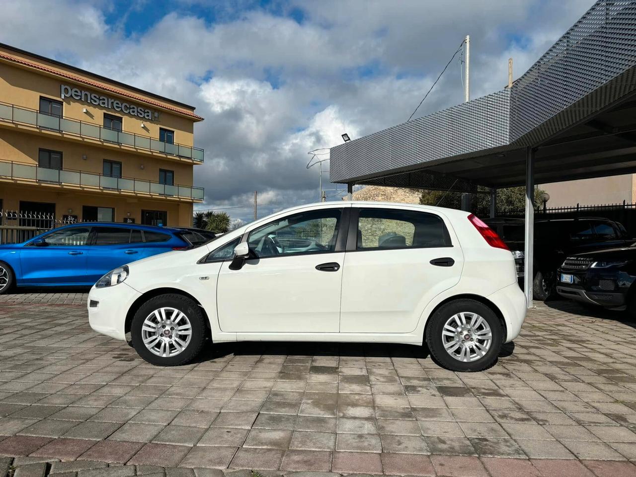 FIAT PUNTO 1.3 - 2014