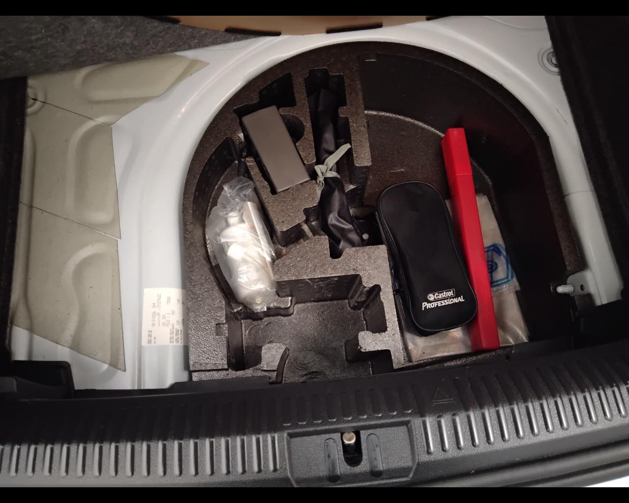 VOLKSWAGEN Polo V 2009 - Polo 5p 1.2 Tech&Sound 60cv