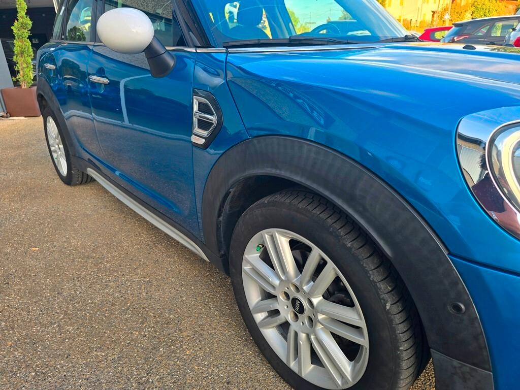Mini Cooper D Countryman 2.0 HYPE PREMIERE EDITION