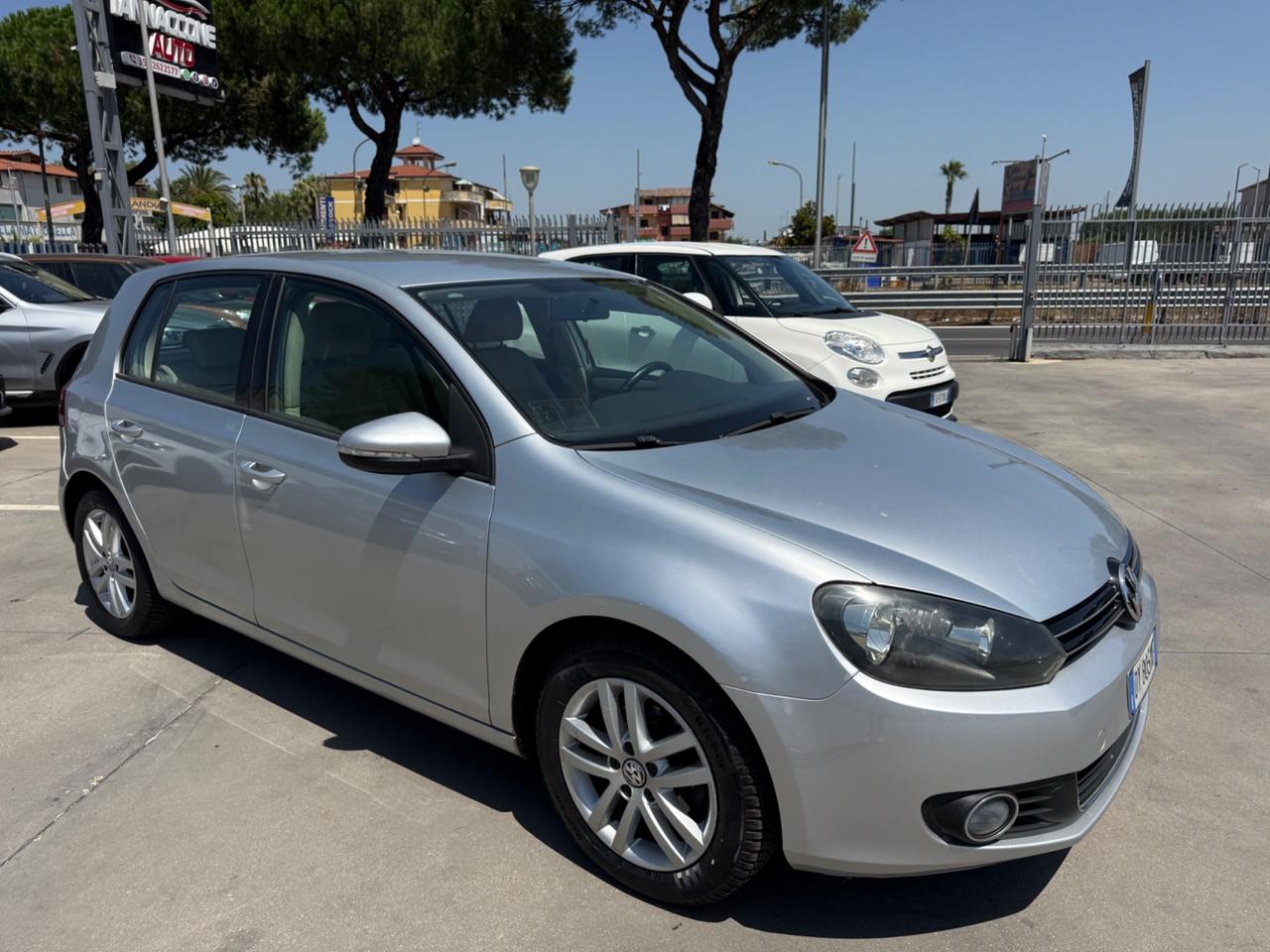 Volkswagen Golf 1.6 TDI full optional