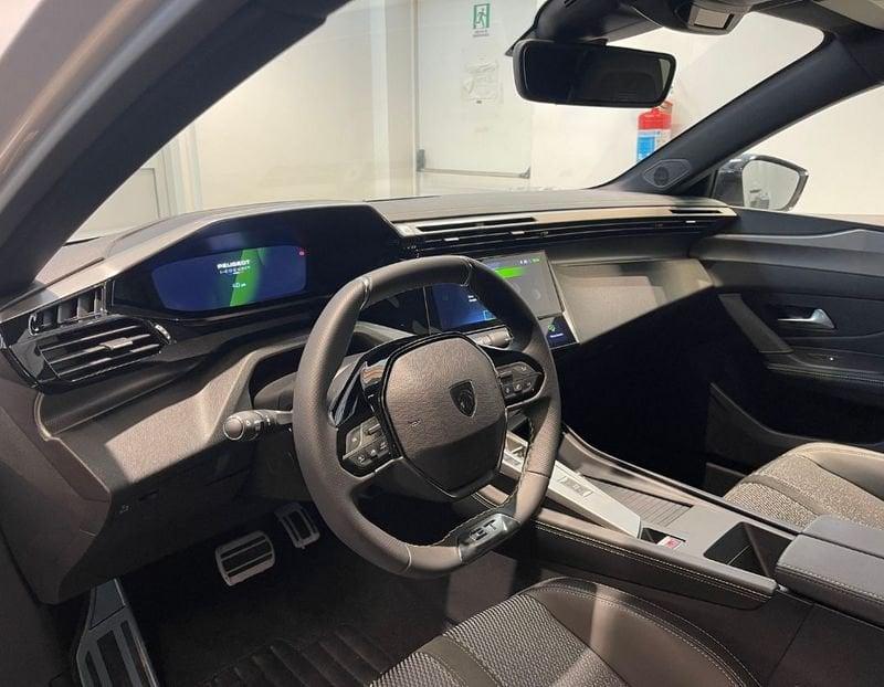 Peugeot 408 408 Hybrid 136 e-DCS6 GT