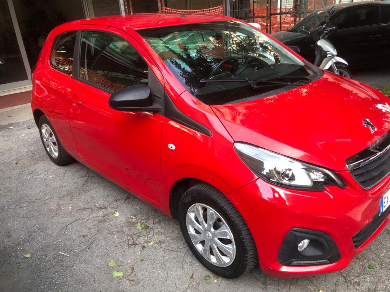 Peugeot 108 VTi 68 3 porte Allure 11/2014 Km 85000