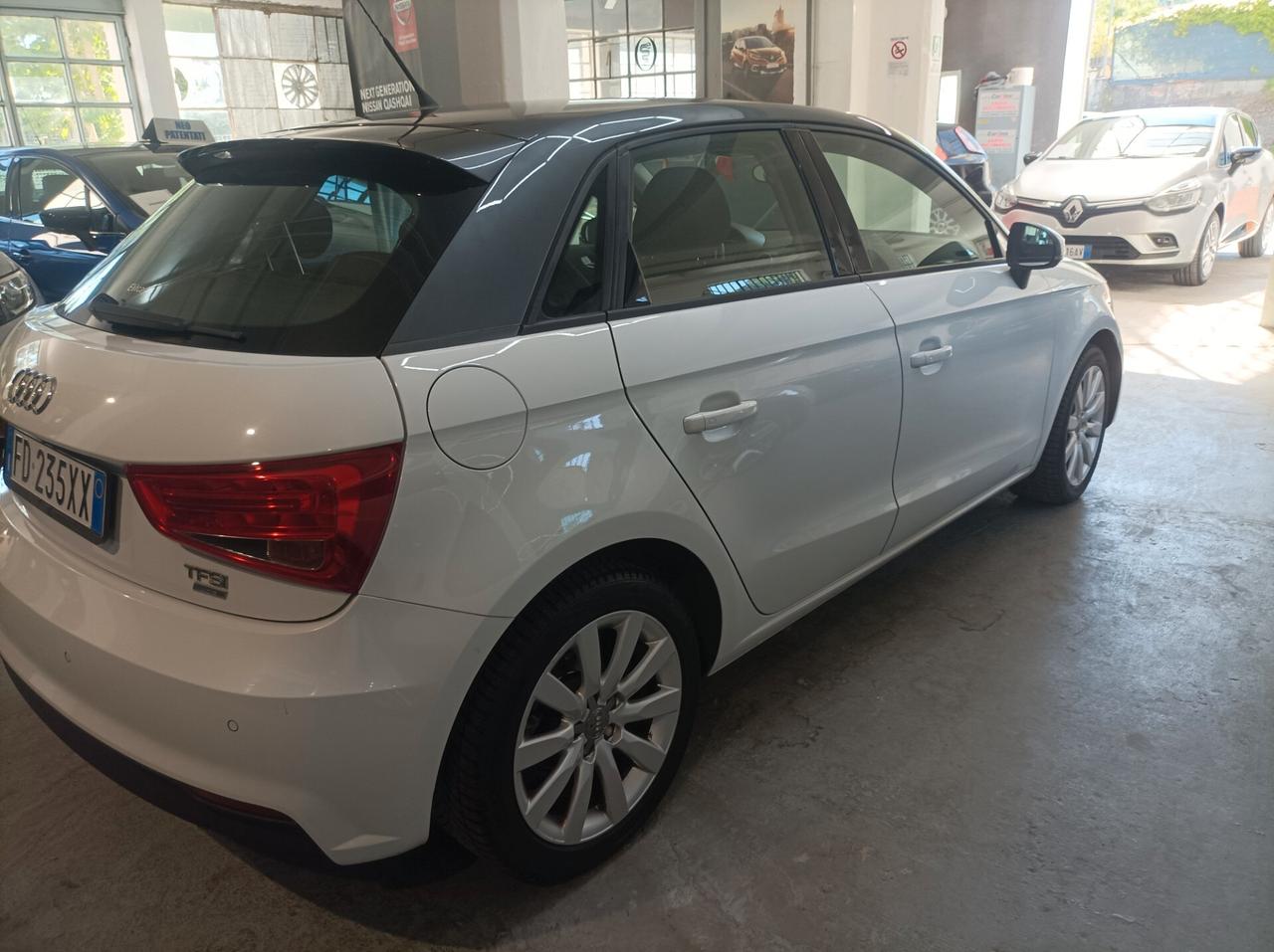 Audi A1 1.0 TFSI ultra S tronic Solo 105000KM