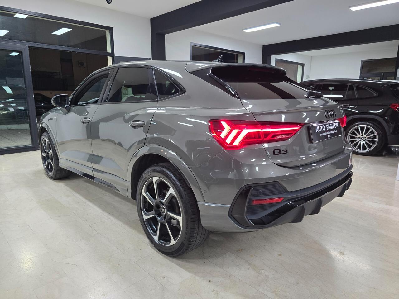 Audi Q3 SPB 35 TDI S tronic line