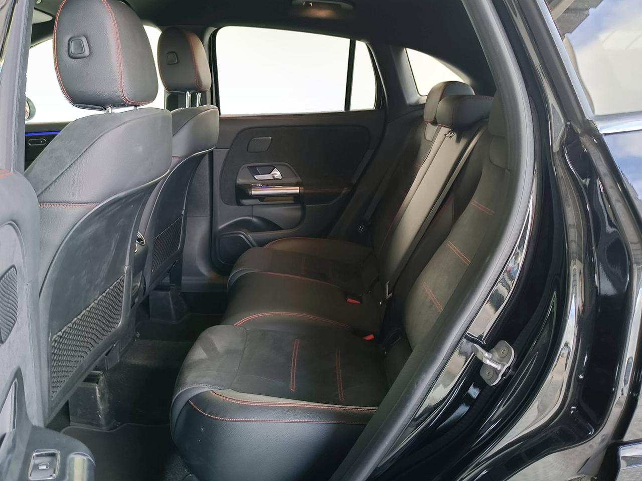 Mercedes-Benz GLA-H247 2023 - GLA 200 d AMG Line Premium auto