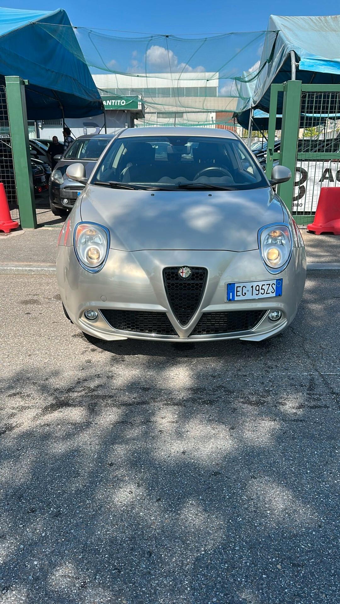 Alfa Romeo MiTo 1.6 JTDm-2 S&S Distinctive Premium Pack